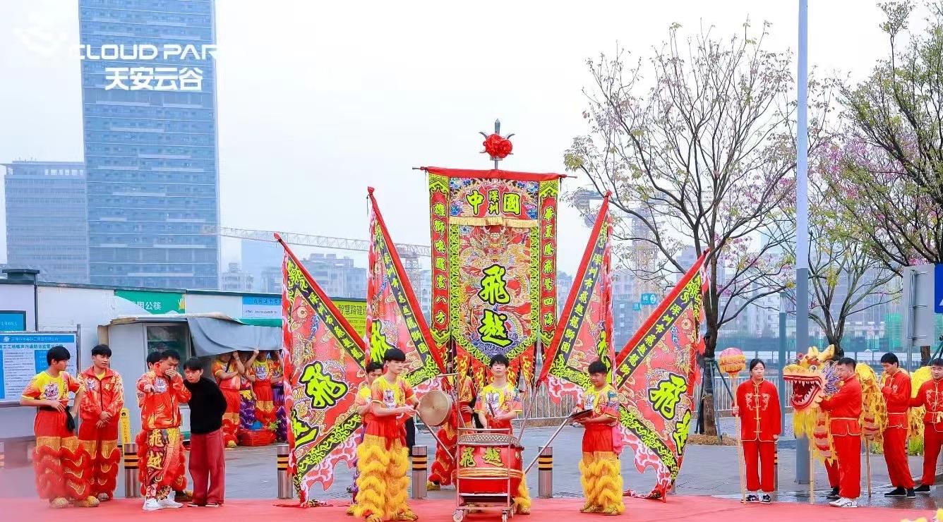 Embracing Life, Celebrating Culture – Yingge Dance Lights Up the Lantern Festival